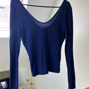 Express One Eleven Medium Top